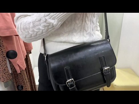 ❤️ Veřejná masturbace mladé feny FeralBerry s dildem ve fitku ❤ Šukání u nás cs.fulldesisex.ru ❌❤